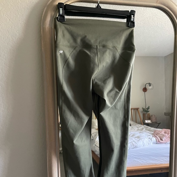 Fabletics Powerhold Leggings - Picture 1 of 5
